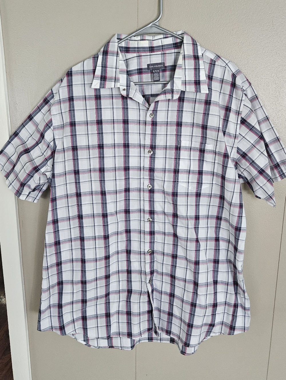 Van Heusen Men's Short Sleeve Plaid Button Down Shirt Size XL